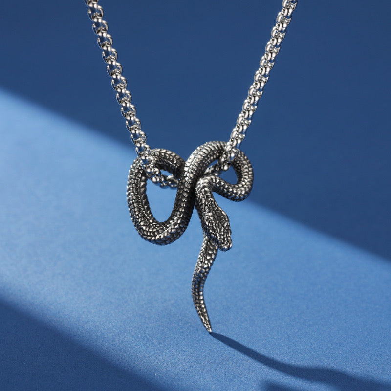 Collier Serpent – Mue Sacrée