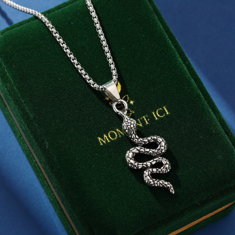 Collier Serpent – Éveil du Serpent