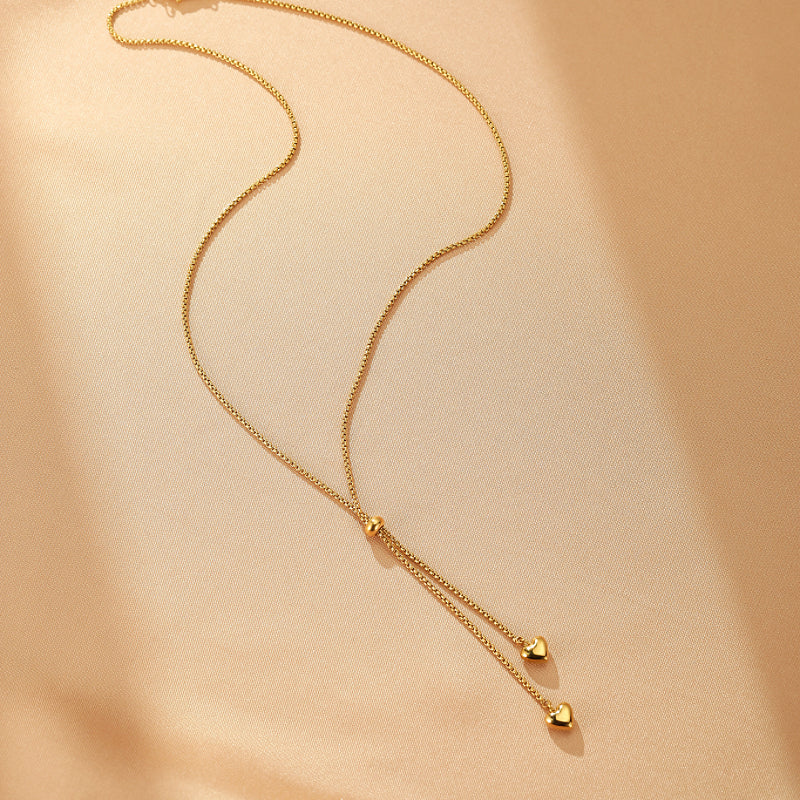 Heart Necklace – Golden Embrace