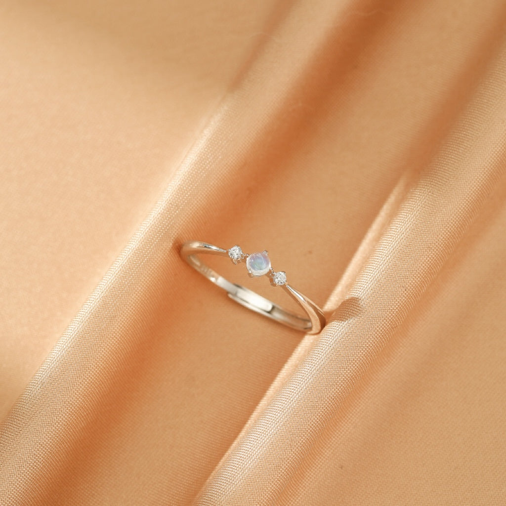 Bague Pierre de Lune – Douce Lumière, Argent