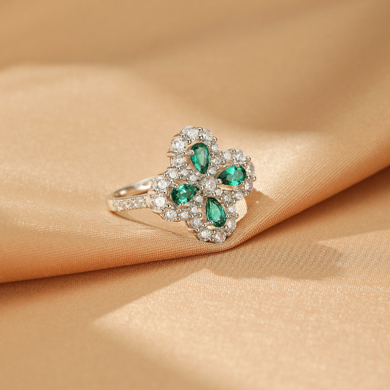 Emerald Ring – Shimmering Clover, Sterling Silver