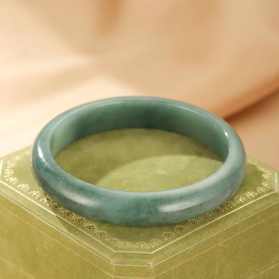 Bracelet Jonc Jade Vert – Doux Présage