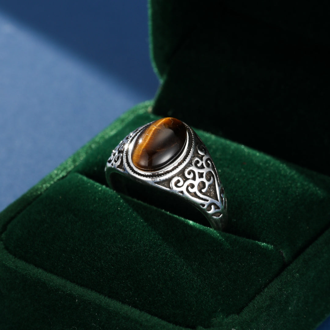 Bague Homme Œil de Tigre – Élégance Gravée