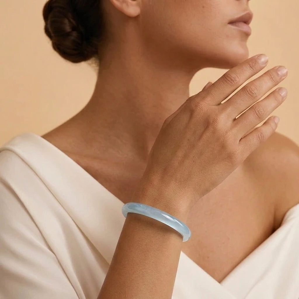 Bracelet Jonc Jade Bleu – Brise Céleste