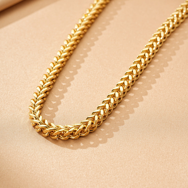 Collier Femme – Éclat Doré