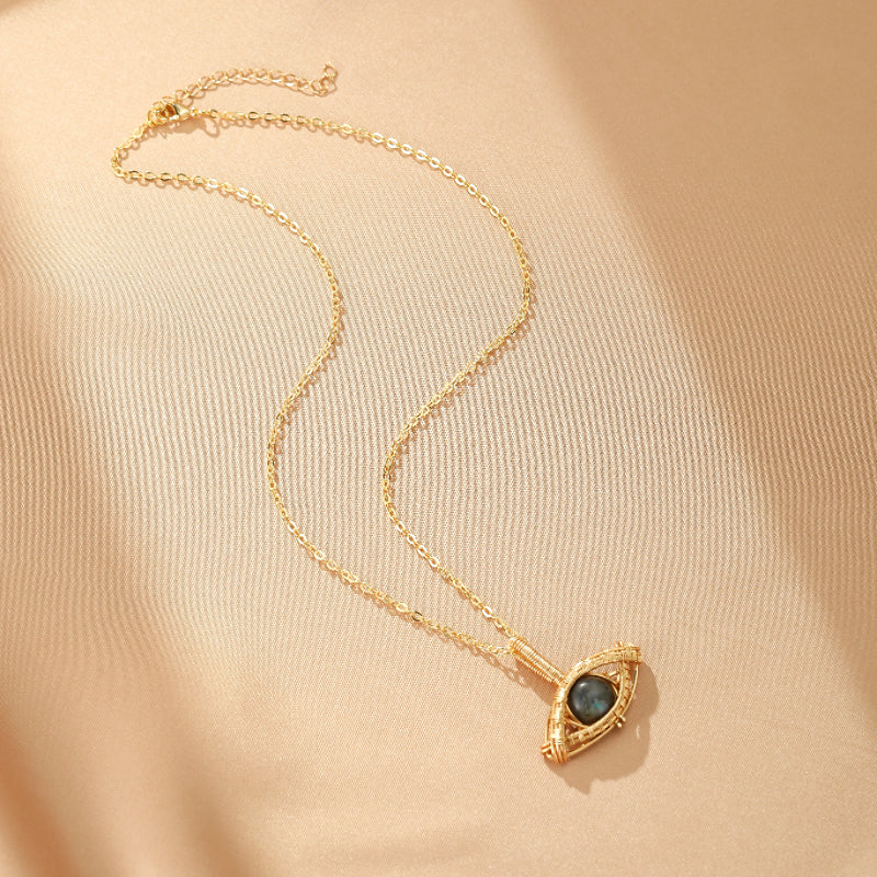 Labradorite Necklace – Mystical Eye