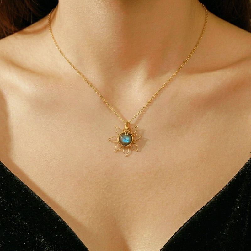 Collier Labradorite – Soleil Intérieur