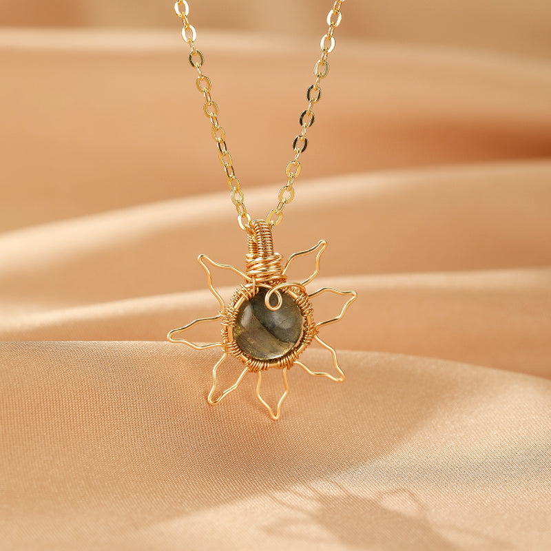 Collier Labradorite – Soleil Intérieur