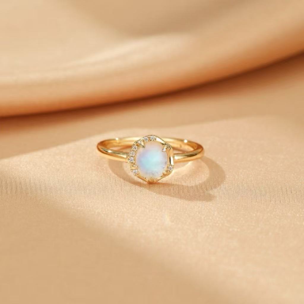 Bague Pierre de Lune – Douceur Nocturne, Argent Plaqué Or 10K