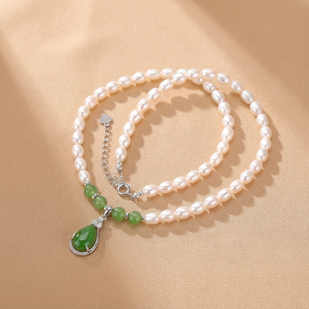 Collier Jade Néphrite et Perle – Rosée Sereine, Argent