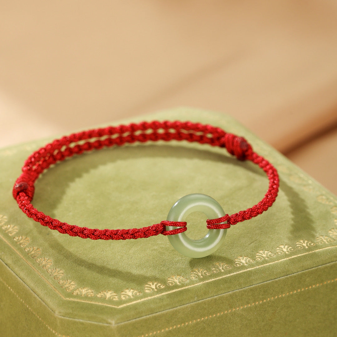Bracelet Jade Néphrite – Racines du Temps, Cordon Rouge