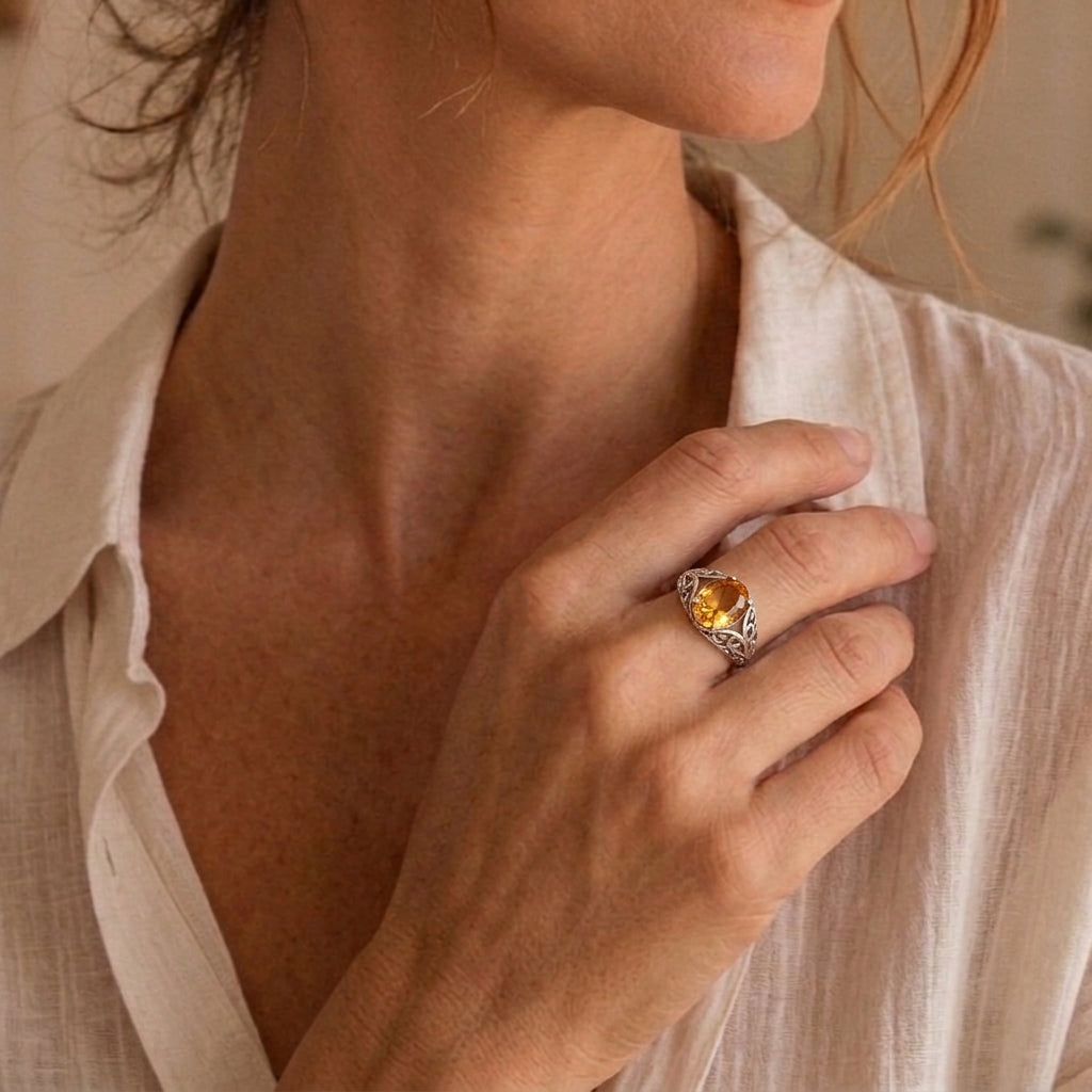 Bague Ambre – Étreinte Dorée, Argent
