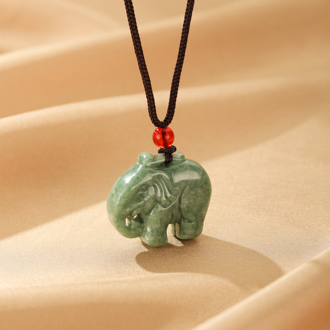 Collier Jadéite – Éléphant Protecteur