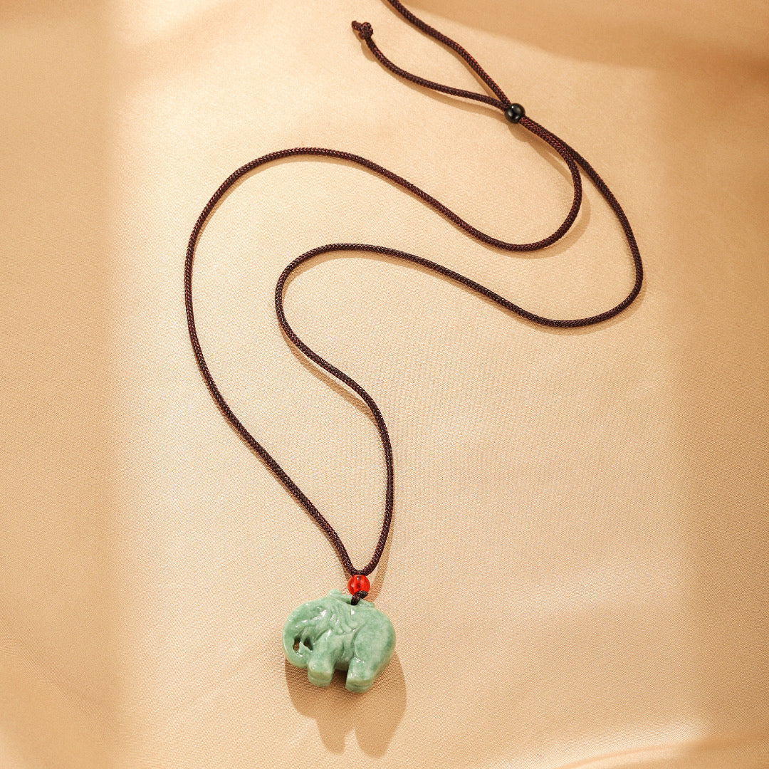 Collier Jadéite – Éléphant Protecteur
