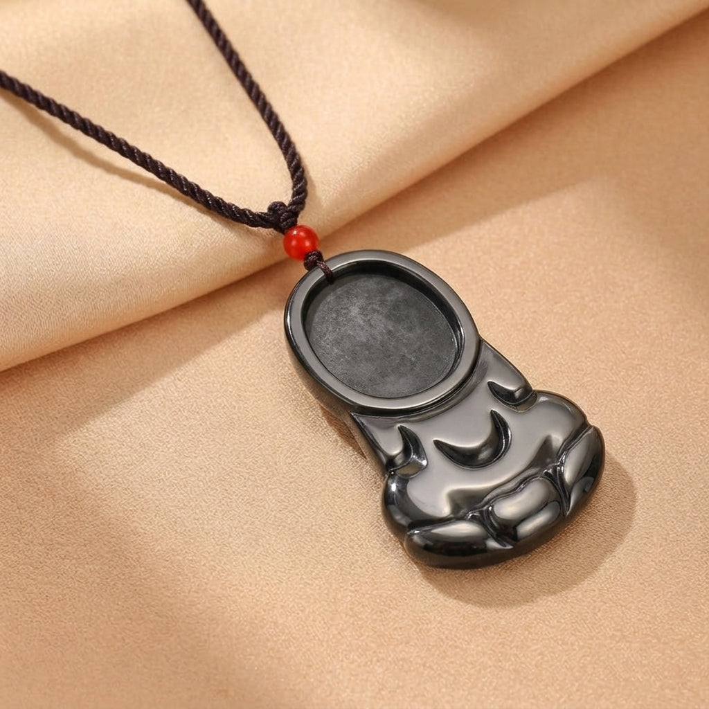 Collier Jadéite Noire – Éveil du Bouddha