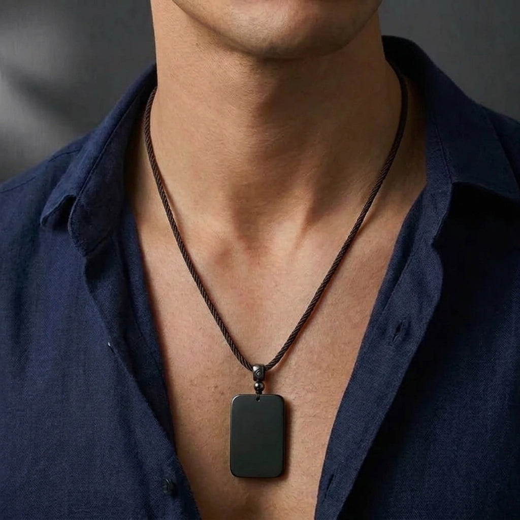 Collier Homme Jade Néphrite Noir – Esprit de Montagne