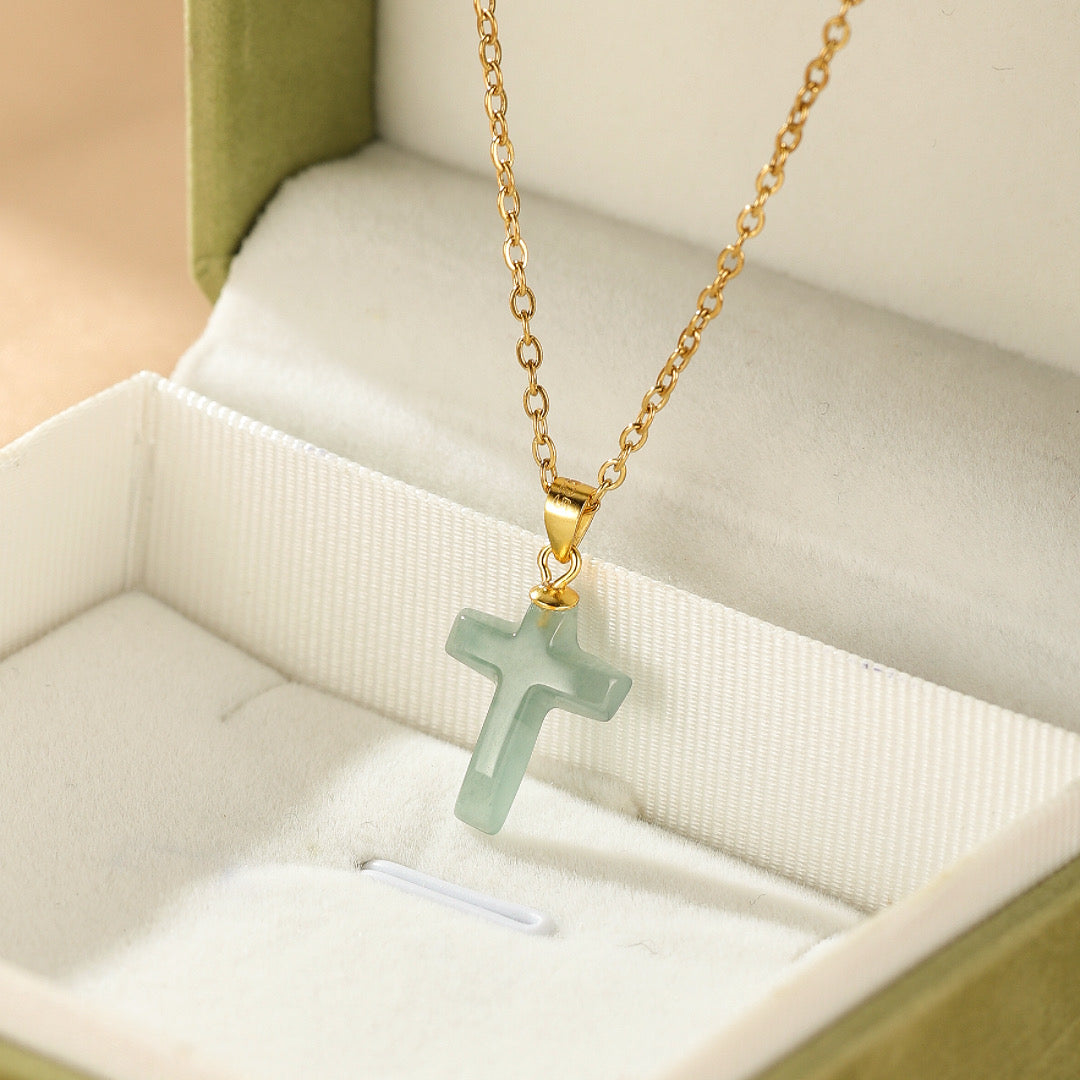 Collier Jadeïte – Croix Céleste, Argent Plaqué Or