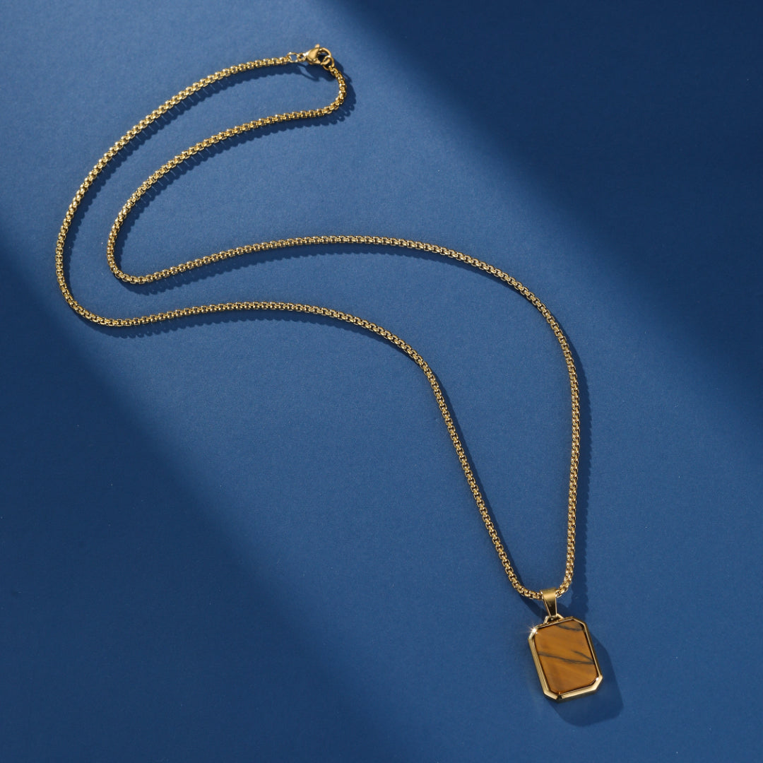 Collier Homme Œil de Tigre – Médaillon Impérial