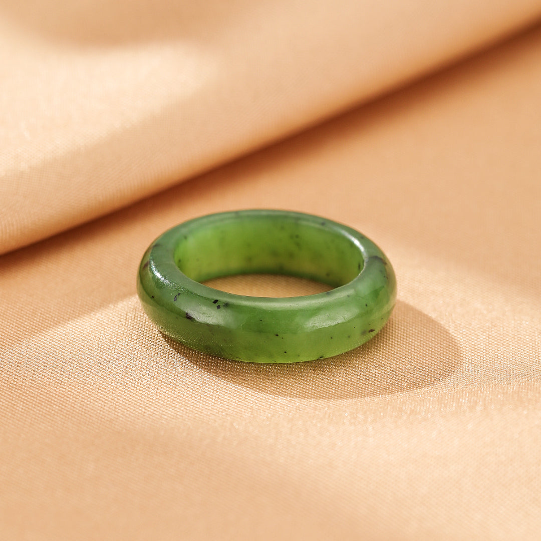 Bague Jade – Force Silencieuse