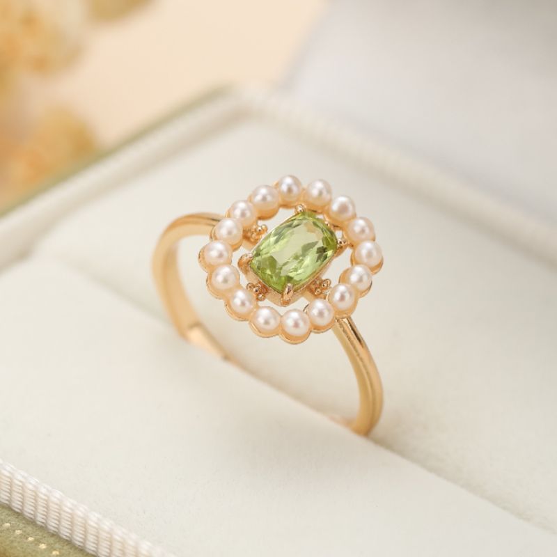 Peridot and Pearl Ring – Square Elegance, Gold Plated Silver