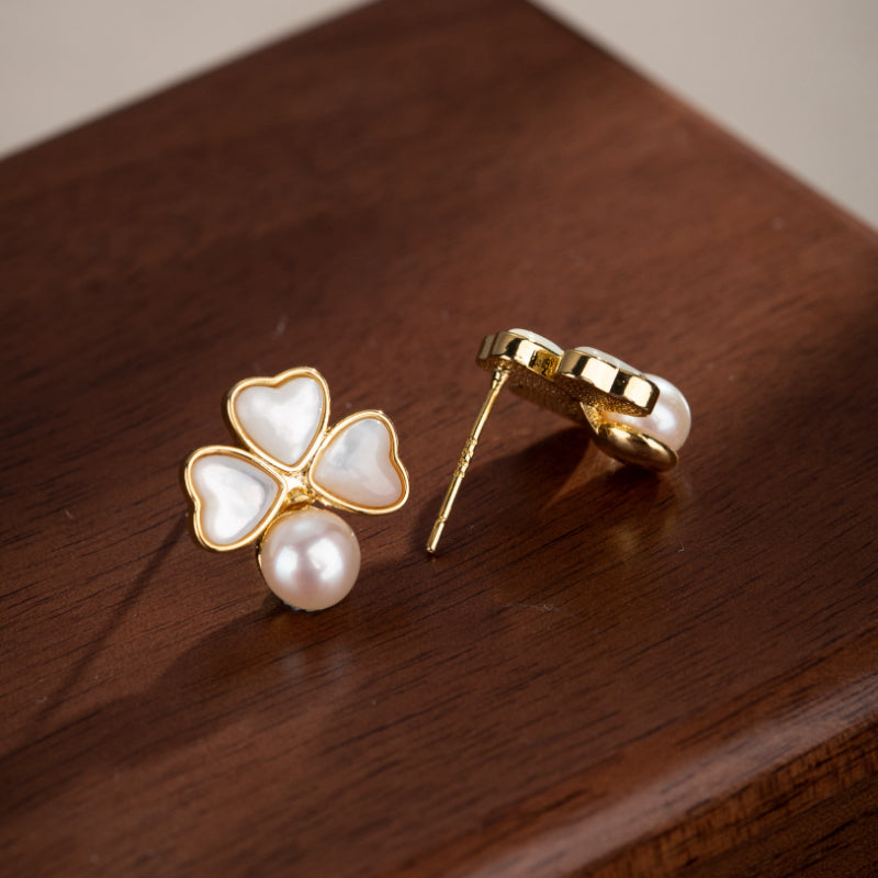 Clover Pearl Earrings – Fleurs de Lune, Gold Plated