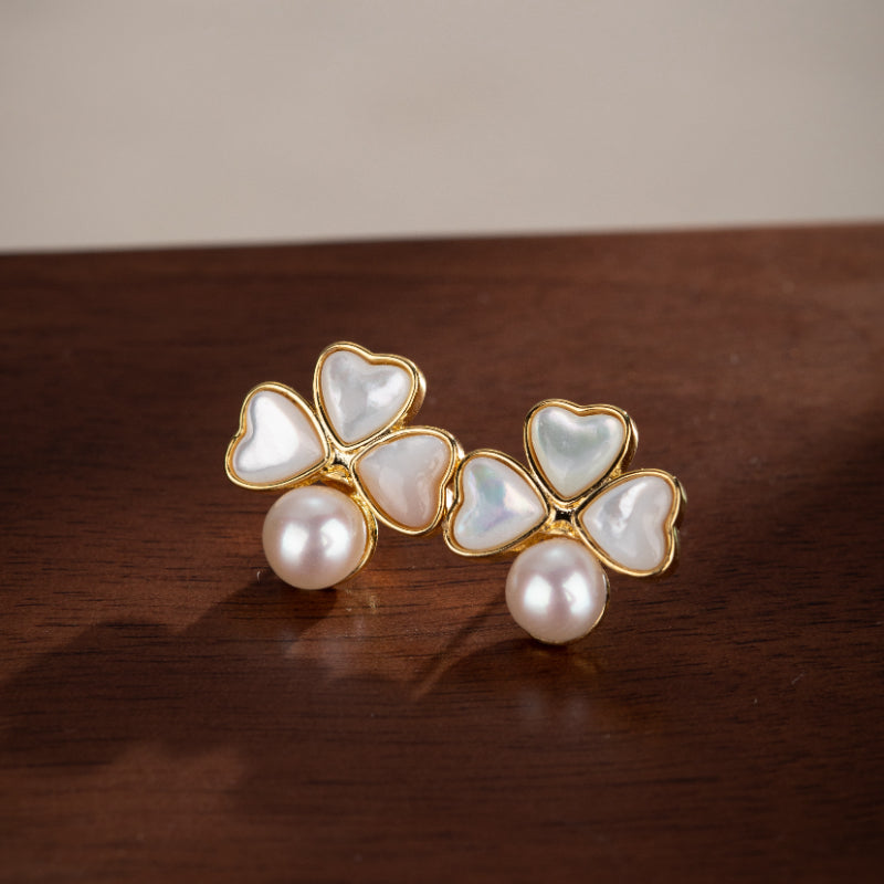 Clover Pearl Earrings – Fleurs de Lune, Gold Plated