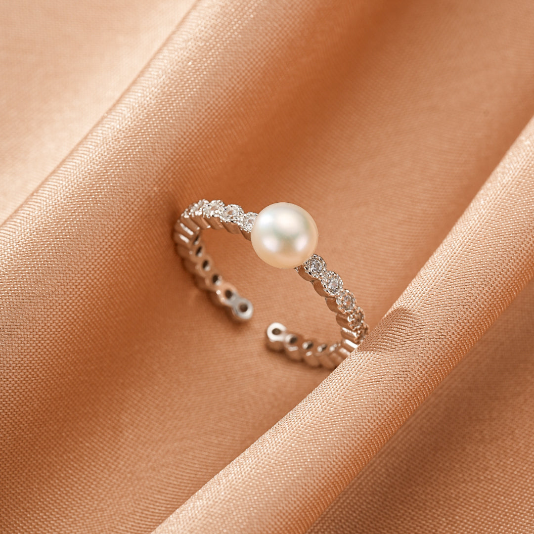 Pearl Ring – Touch of Grace, 925 Sterling Silver