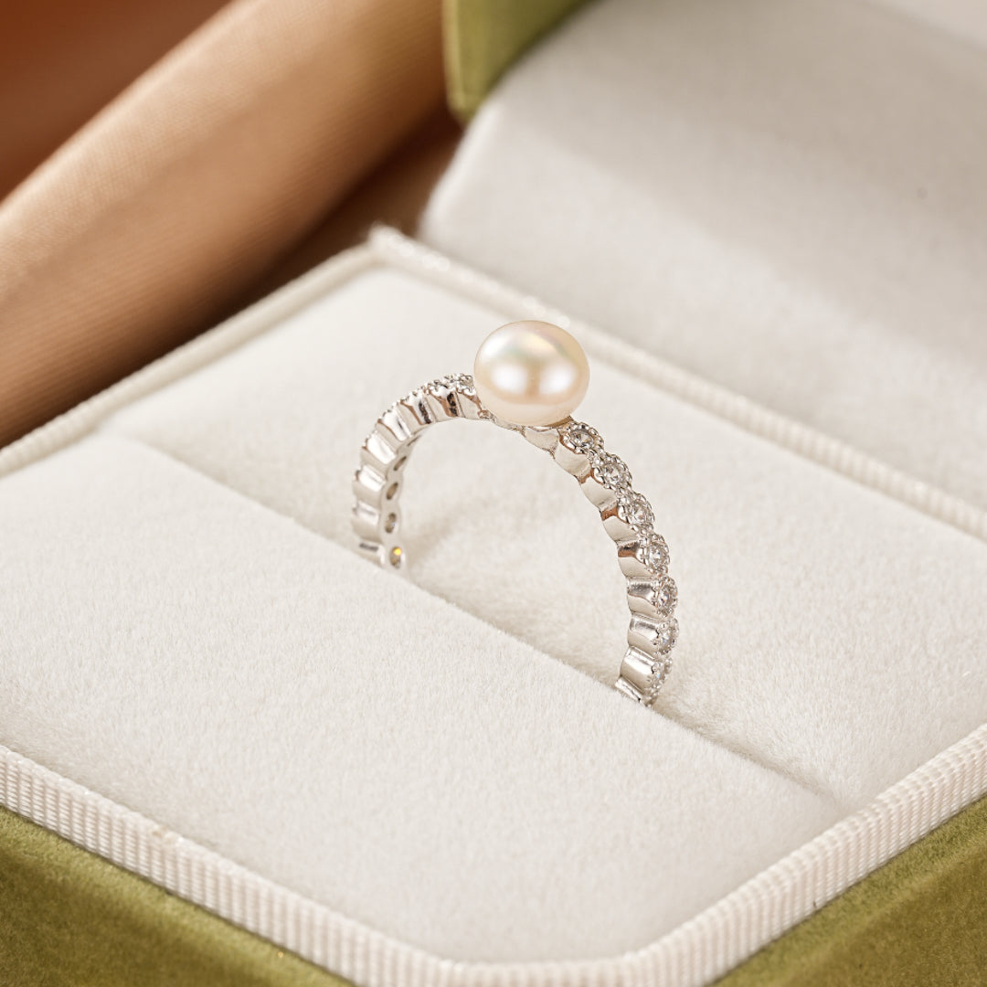 Pearl Ring – Touch of Grace, Sterling Silver 925