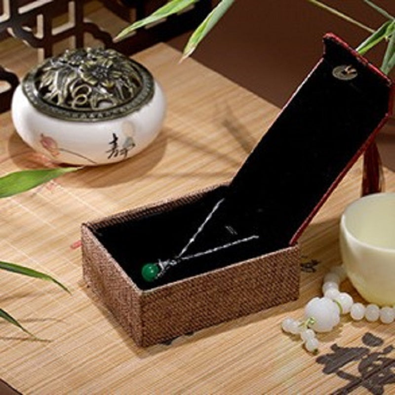 boîte cadeau zen en lin rouge