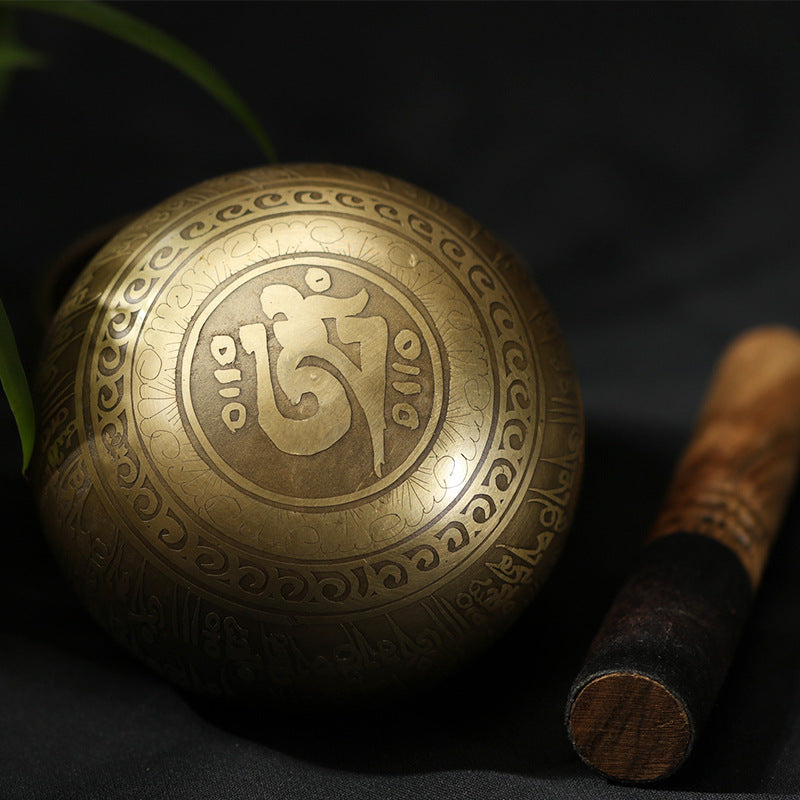 Tibetan Singing Bowl 'Muse' with Brass Mantra