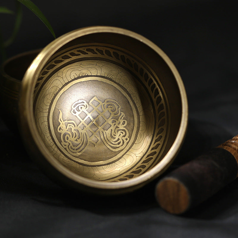 Tibetan Singing Bowl 'Muse' with Brass Mantra