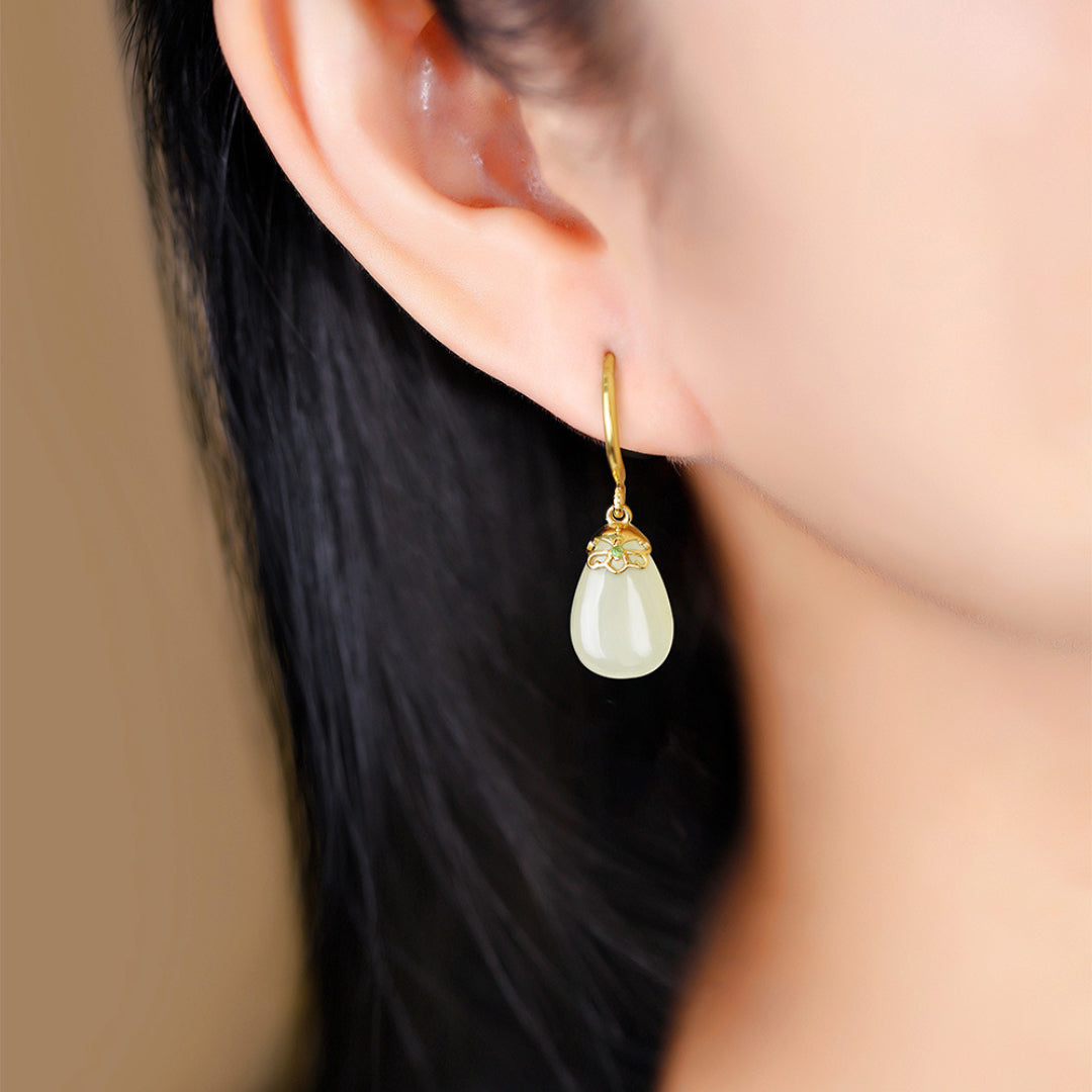 Boucles d'Oreilles Jade – Aura Apaisante, Argent Plaqué Or