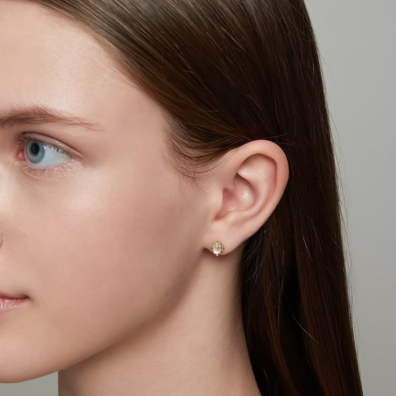 Boucles d'Oreilles Pierre de Lune – Élégance Lustrée, Argent Plaqué Or