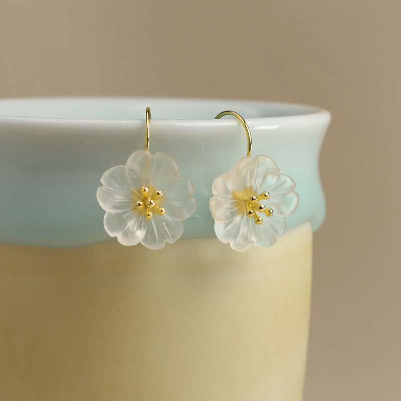 Clear Quartz Floral Earrings | 925 Sterling Silver | Momentici