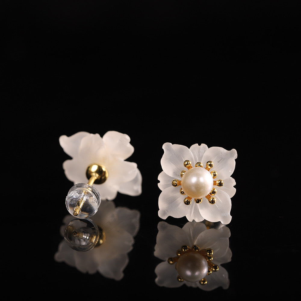 Boucles d'Oreilles Quartz Clair et Perle – Floraison Tranquille, Argent Plaqué Or
