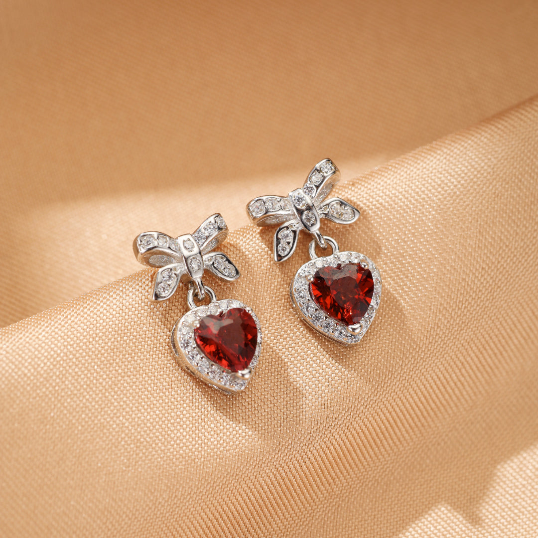 Boucles d’oreilles Grenat – Nœud d’Amour, Argent