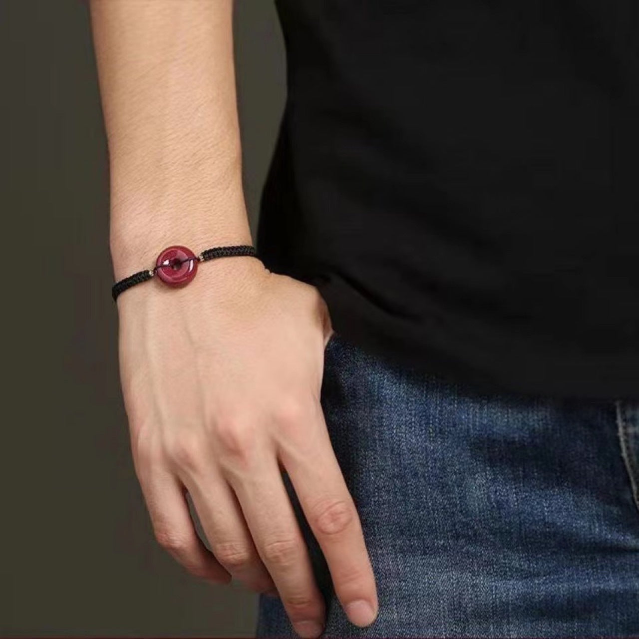 Tibetan Couple Bracelet "Robin" in Cinnabar and Red Thread