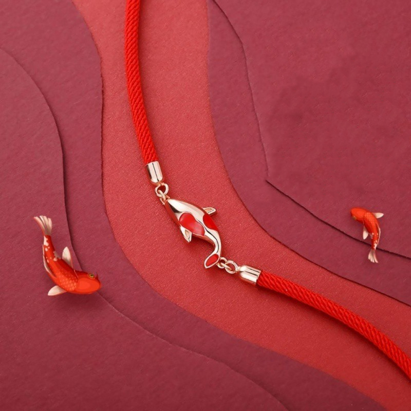 Bracelet Fil Rouge 'Bonheur' avec Carpe Koï
