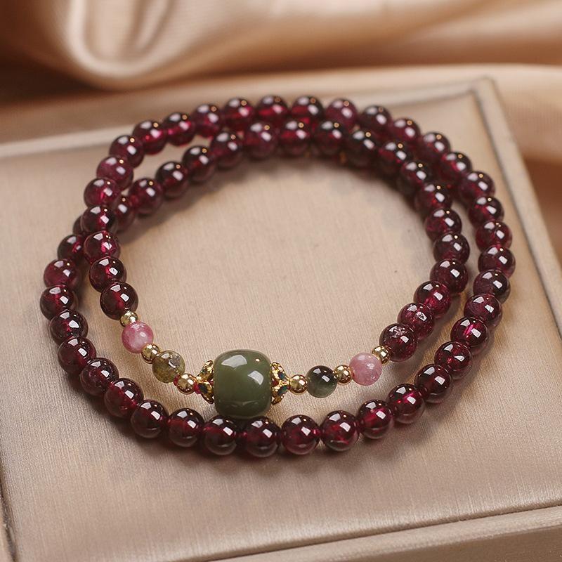 Bracelet Grenat et Jade – Passion et Énergie