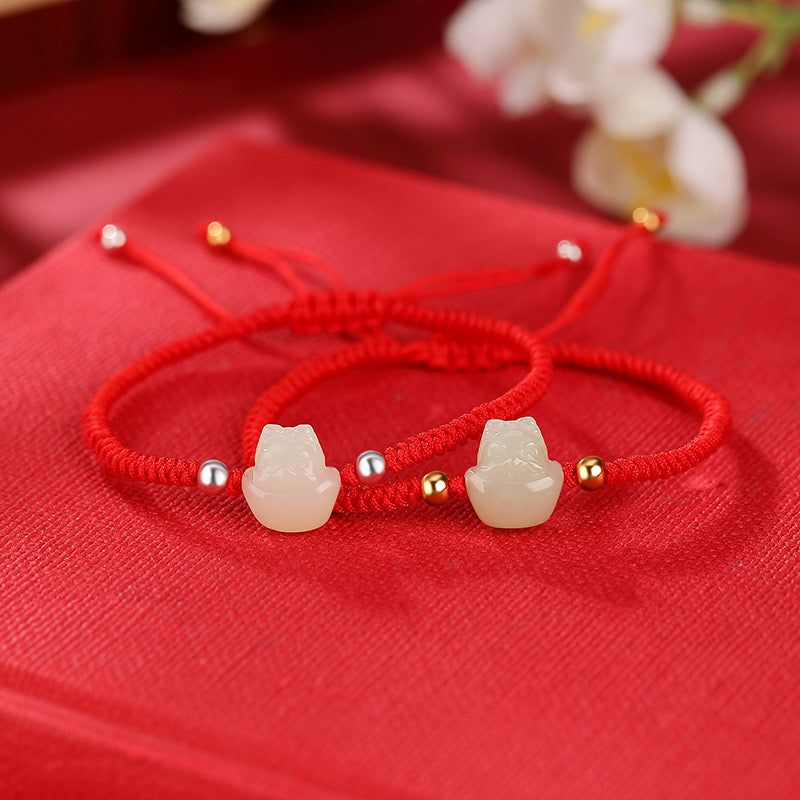 Bracelet Jade – Bébé Dragon, Fil Rouge