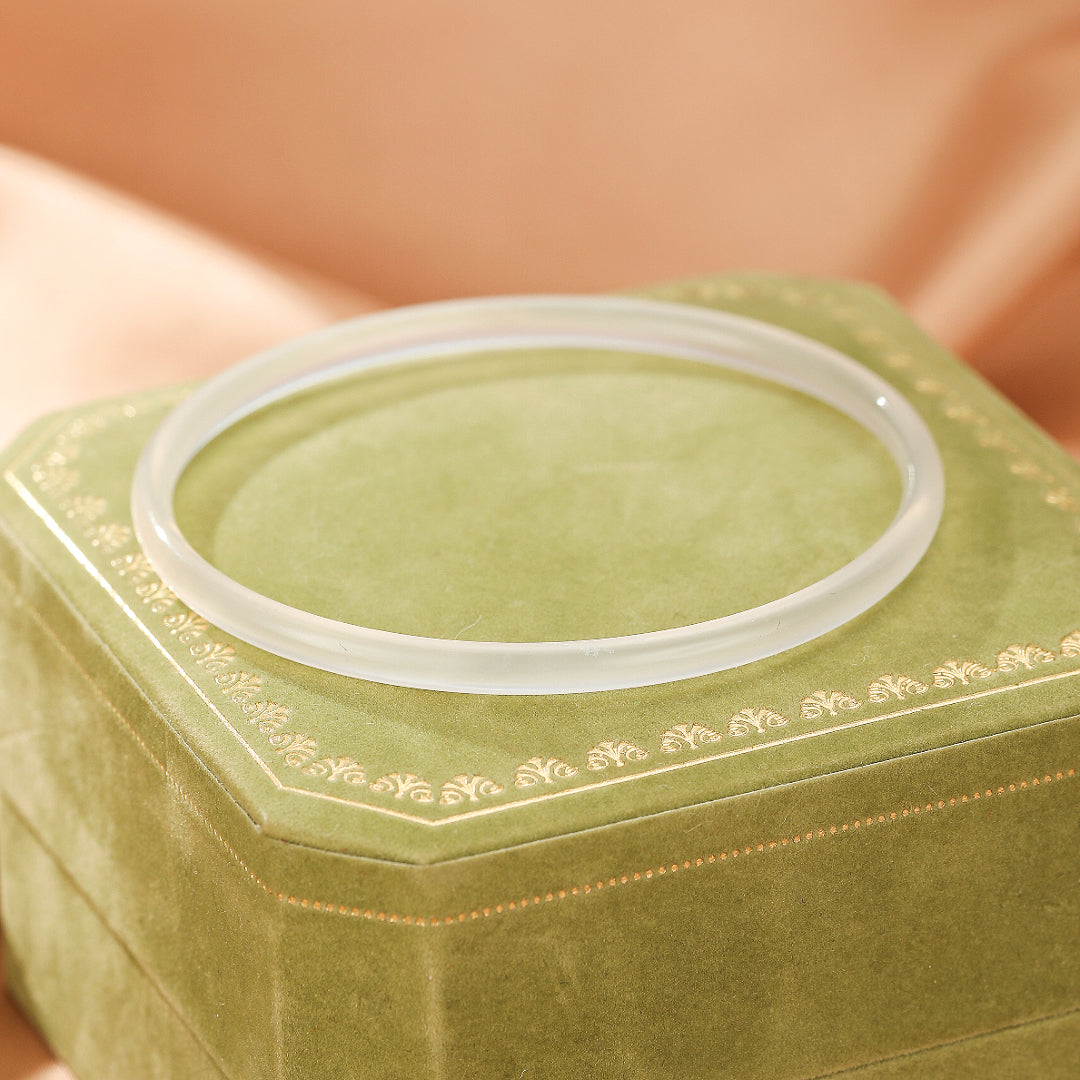 Bracelet Jonc Calcédoine – Clarté Minérale