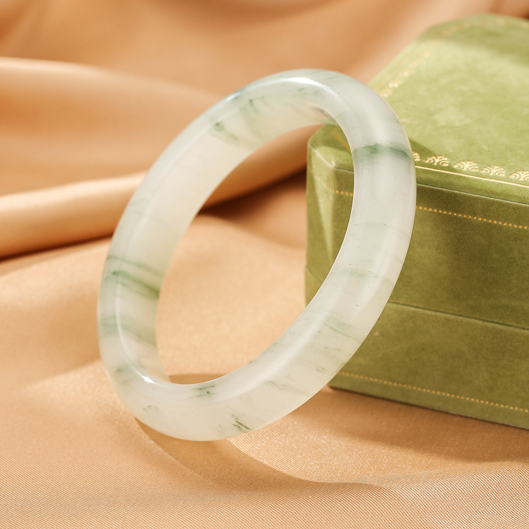 Bracelet Jonc Calcédoine – Éclat Vert Naturel