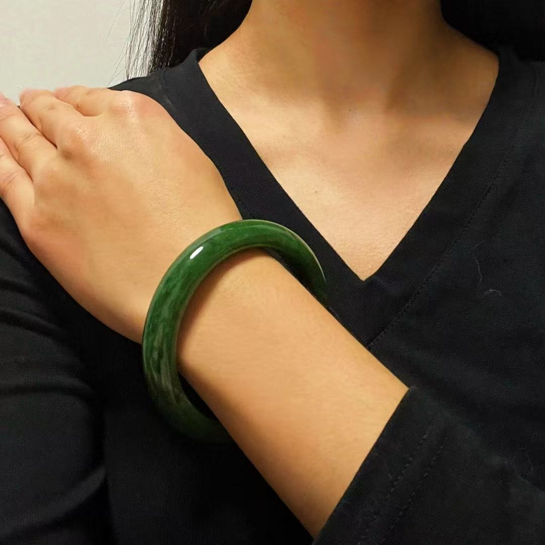 Jade Bangle Bracelet – Water Green