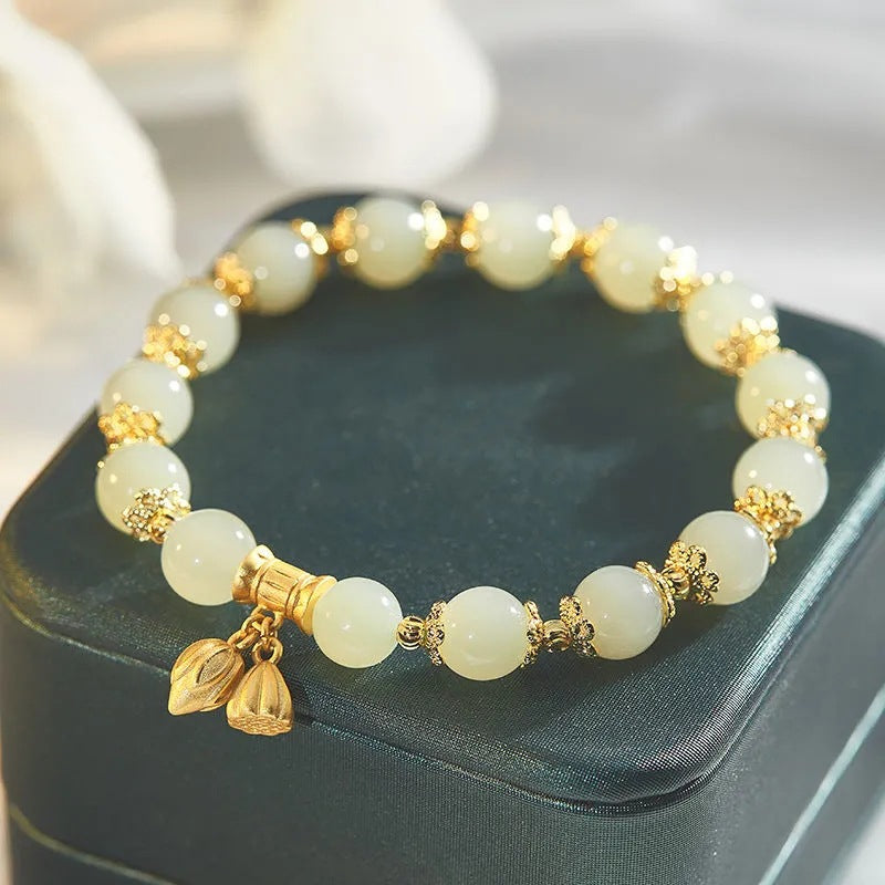 Bracelet Lotus en Jade – Sérénité Pure, Argent Plaqué Or