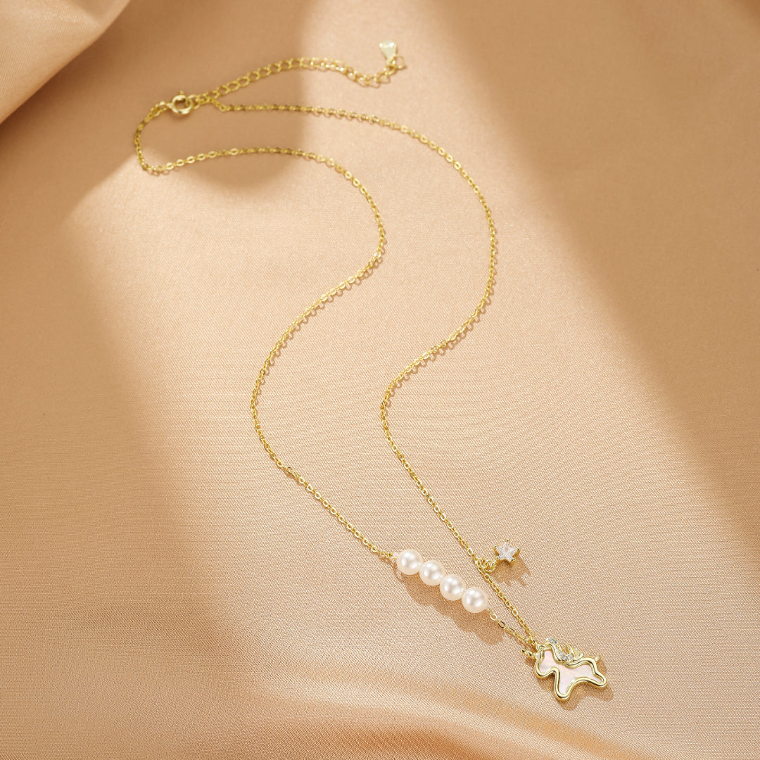 Collier Cheval – Liberté Étoilée, Argent Plaqué Or