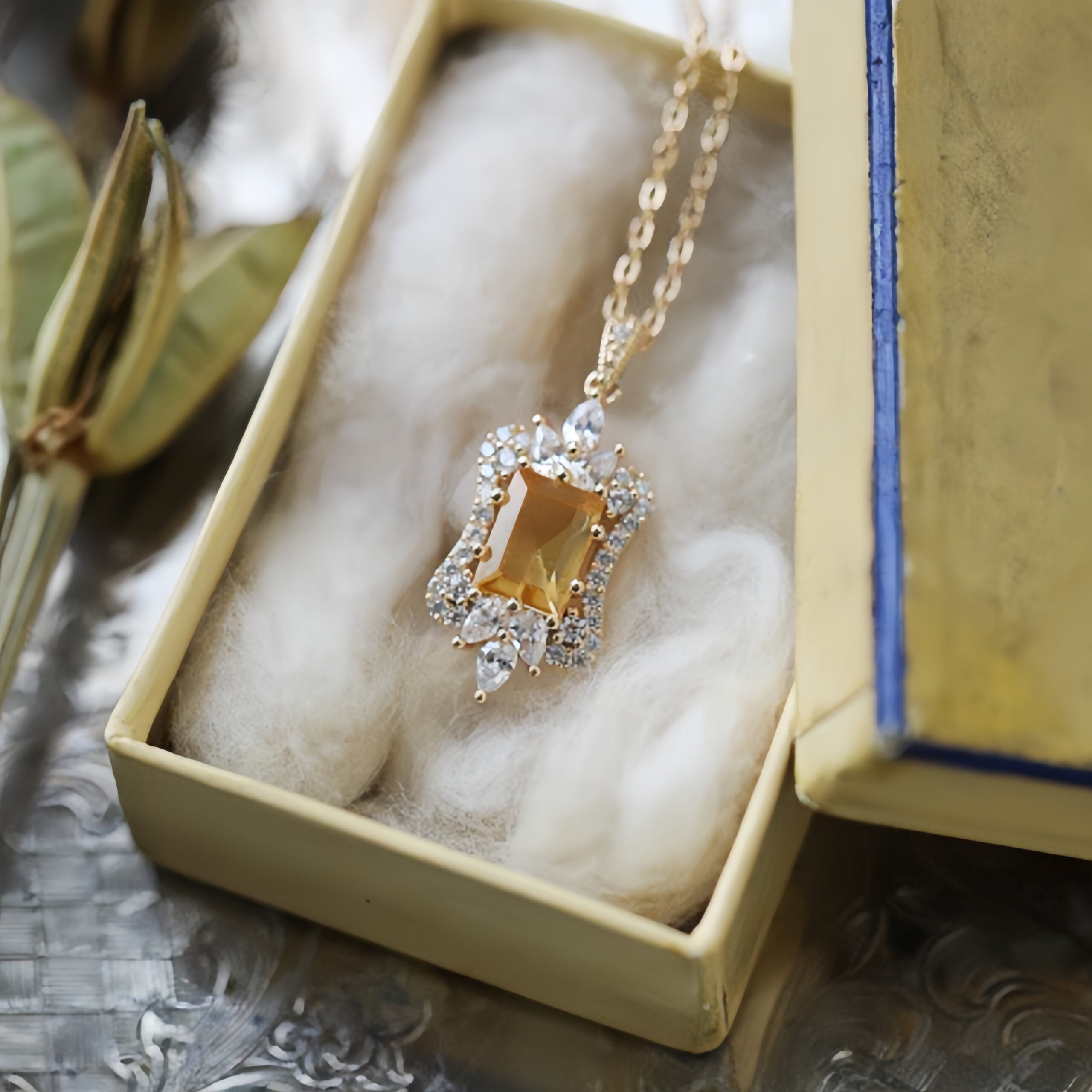 Citrine Necklace – Royal Heart, Gold Plated Silver