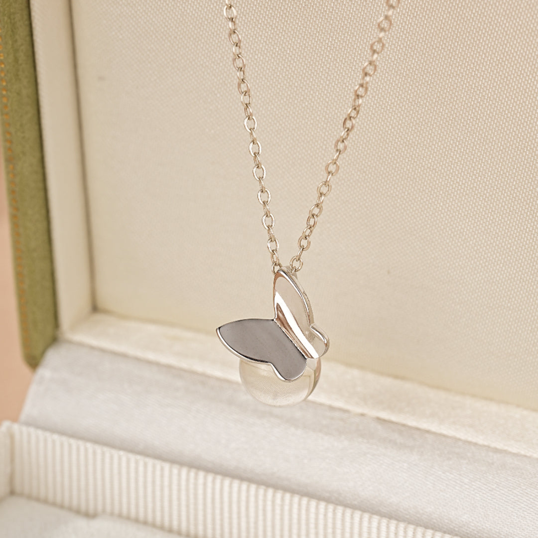 Rock Crystal Necklace – Radiant Clarity, Silver