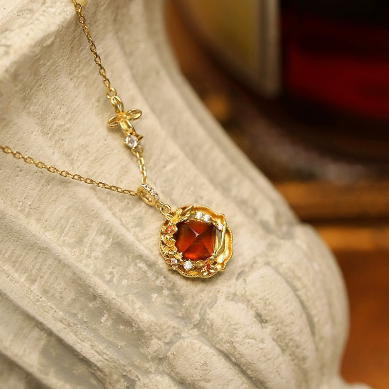 Collier Grenat – Jardin Enchanté, Argent Plaqué Or