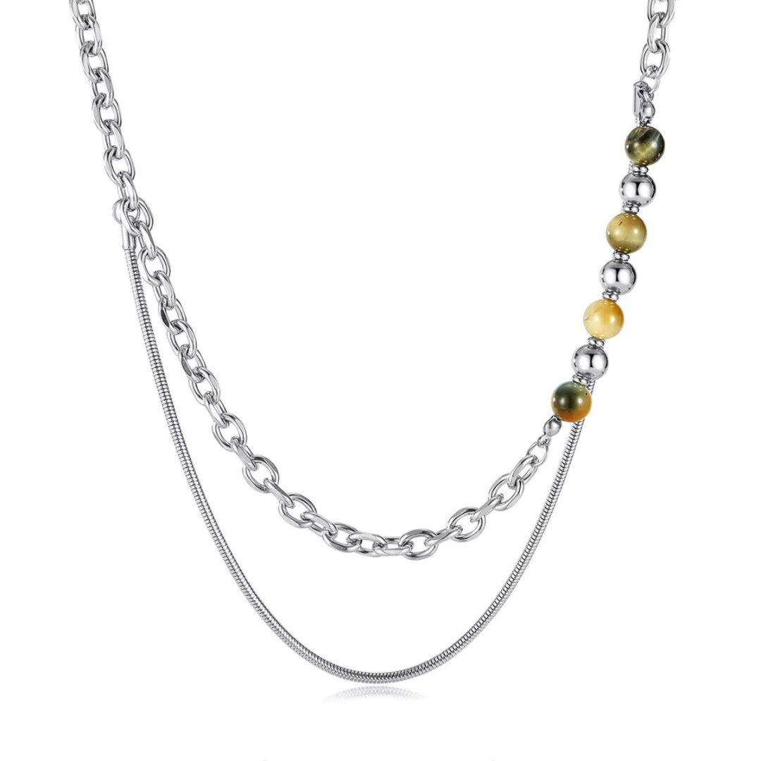 Collier double chaîne argenté pour homme, orné de perles d'œil de tigre et de billes d'acier inoxydable, style Fusion Urbaine.