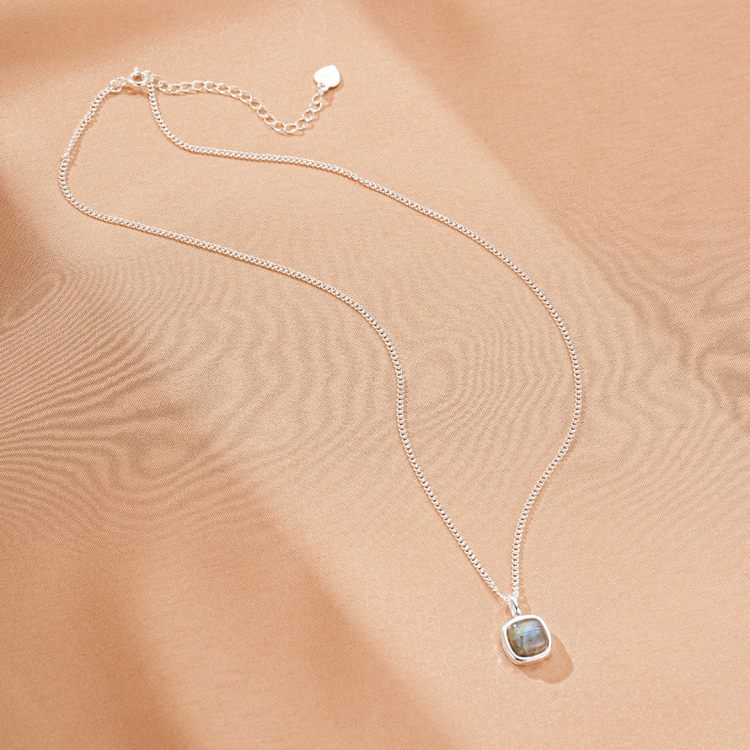 Collier Labradorite – Beauté Intérieur, Argent
